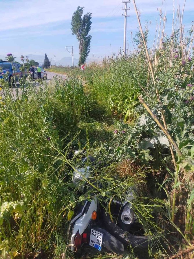 Turgutlu’da Devrilen Motosikletin Sürücüsü Ağır Yaralandı