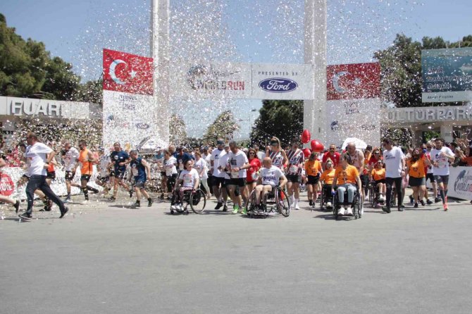 Koşamayanlar İçin Koştular