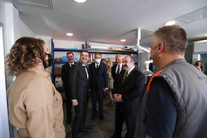 Organize Sanayi Bölgesi’nden Çıkan Firma 112 Ülkeye Su Parkı İhraç Ediyor