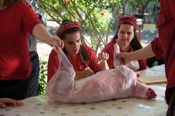 Kadınlardan Bir Hıdırellez Geleneği: Oğlak Dolması