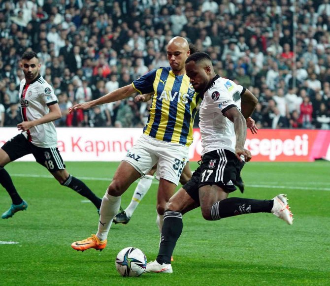 Spor Toto Süper Lig: Beşiktaş: 1 - Fenerbahçe: 1 (Maç Sonucu)