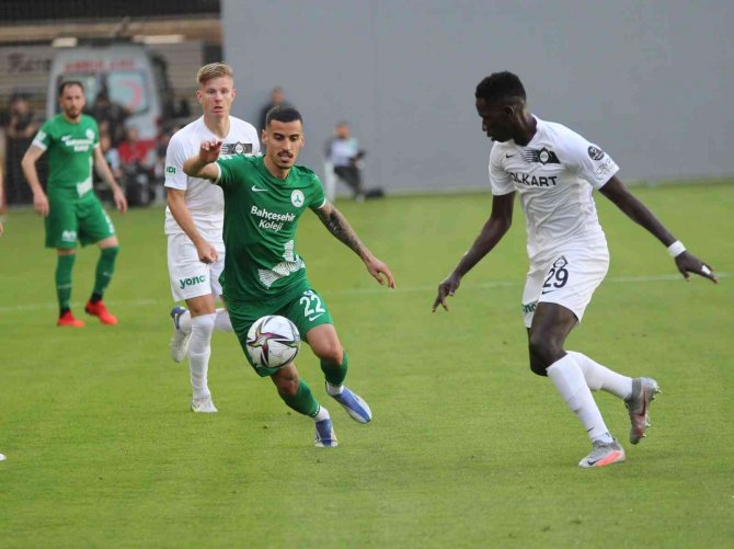 Spor Toto Süper Lig: Altay: 1 - Giresunspor: 1 (Maç Sonucu)