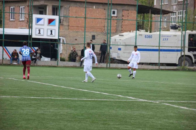 Kadın Futbol Süper Ligi: Hakkarigücü: 2 - Trabzonspor: 4