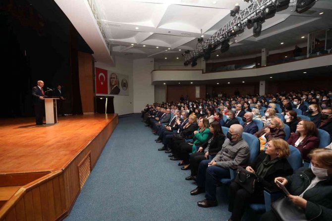 Yenimahalle Belediye Başkanı Yaşar, Vatandaşlarla Ve Çalışanlarla Bayramlaştı