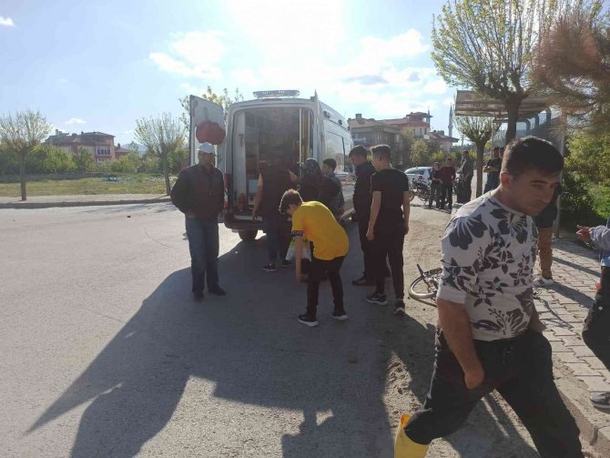 İ̇ki Motosiklet Kafa Kafaya Çarpıştı: 2 Yaralı