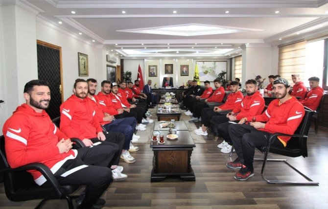 Bayburtspor’dan Başkan Pekmezci’ye Teşekkür Ziyareti