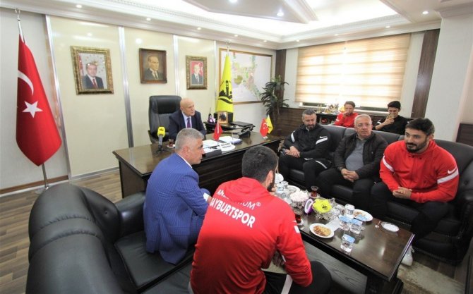 Bayburtspor’dan Başkan Pekmezci’ye Teşekkür Ziyareti
