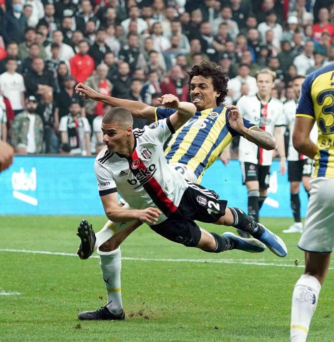 Kartal’da Gençlik Aşısı Tuttu