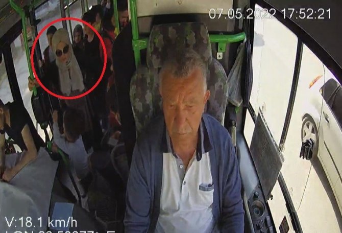 Otobüs Şoförü Hayat Kurtardı, O Anlar Kameraya Böyle Yansıdı