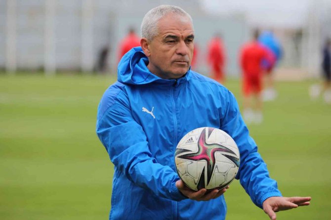Çalımbay’ın Aklı Kupa Maçında: “Finale Kalacağız!”