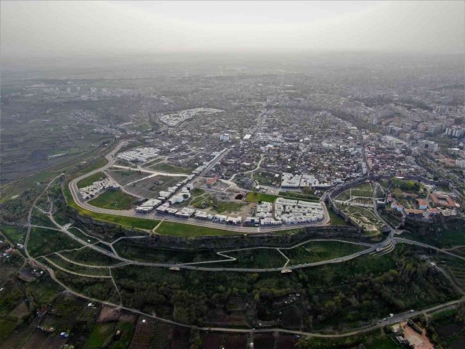 Diyarbakır Kalesi’nin Yapısı Ve Hz. Yunus Olayının İlişkisi Ortaya Çıkartıldı