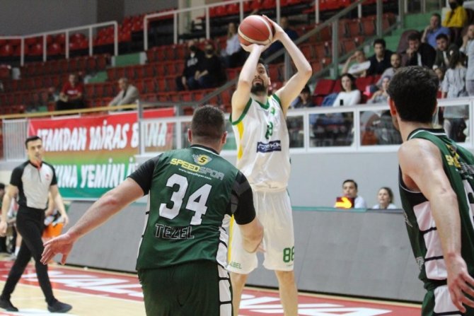Potada Kazanan Altınova Üst Tura Göz Kırptı