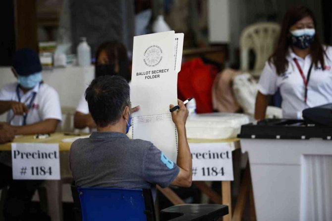 Filipinler’de Halk, Yeni Devlet Başkanını Seçiyor