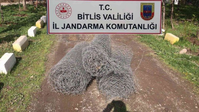 Bitlis’te 8 Hırsızlık Şüphelisi Yakalandı
