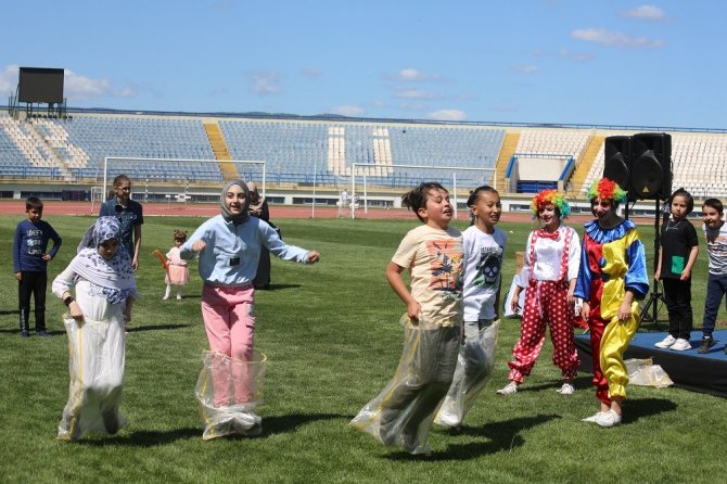 Kbü’lü Anne Öğrenciler Çocuklarıyla Doyasıya Eğlendi