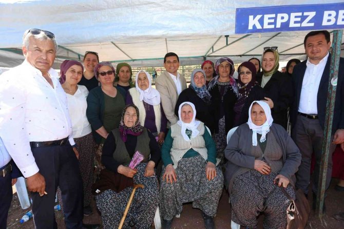 Başkan Tütüncü, Hıdırellez Şenliklerine Katıldı