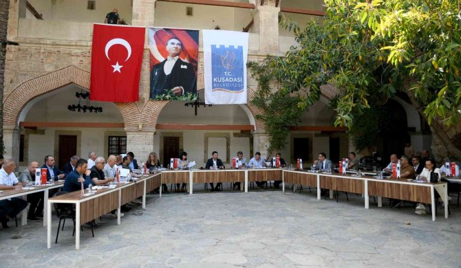 Kuşadası Belediyesi’nden İşgaliye İndirimi