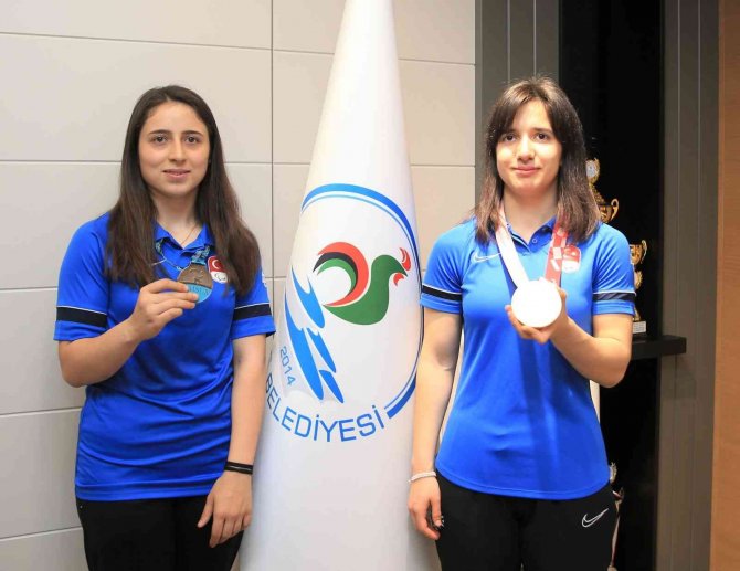 Şampiyonlar Pamukkale Belediyesporlu Oldu