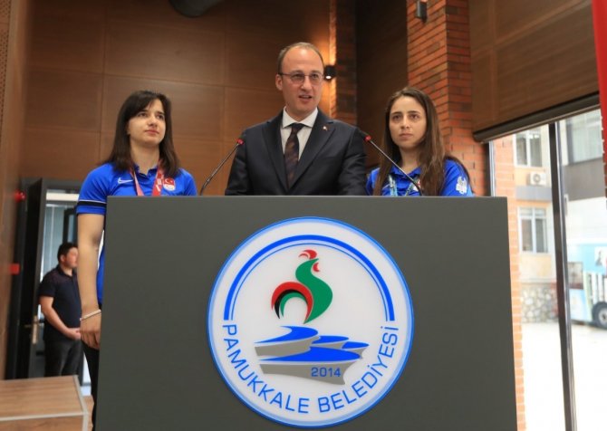 Şampiyonlar Pamukkale Belediyesporlu Oldu