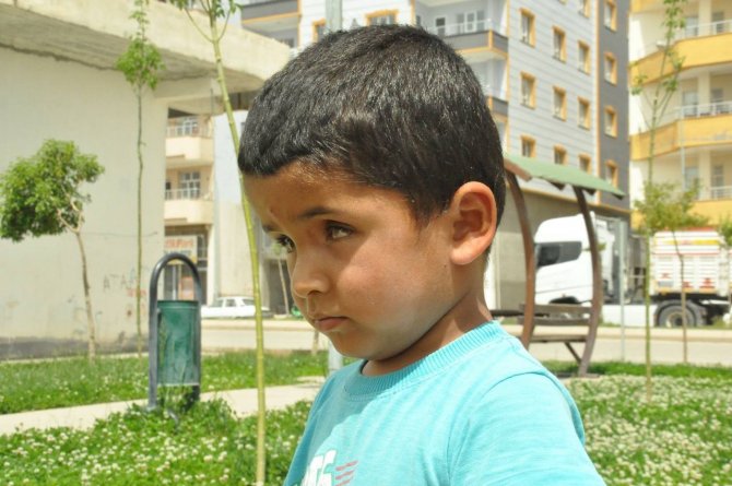 Savaş Mağduru Çocuğu Tümör Darbesi