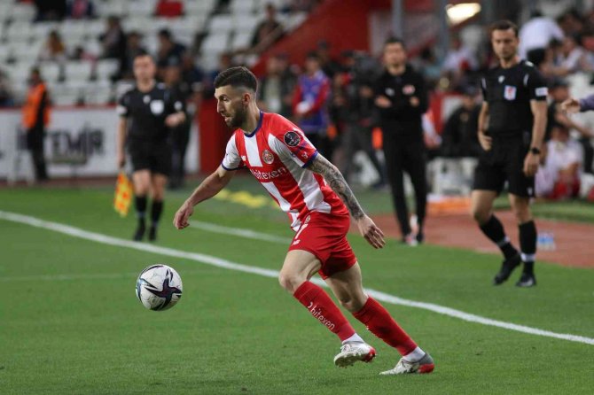 Spor Toto Süper Lig: Antalyaspor: 2 - Konyaspor: 2 (İ̇lk Yarı)