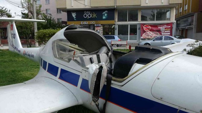 Şehir Magandaları Uçağı Tahrip Etti
