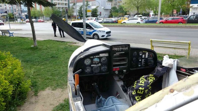 Şehir Magandaları Uçağı Tahrip Etti