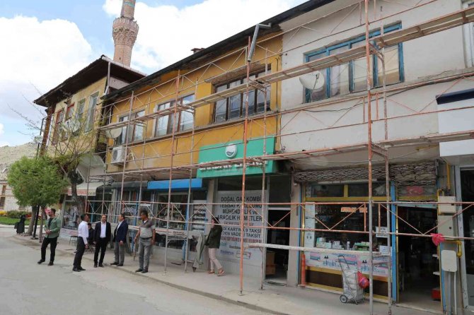 Sivrihisar’da Restorasyon Çalışmaları Devam Ediyor