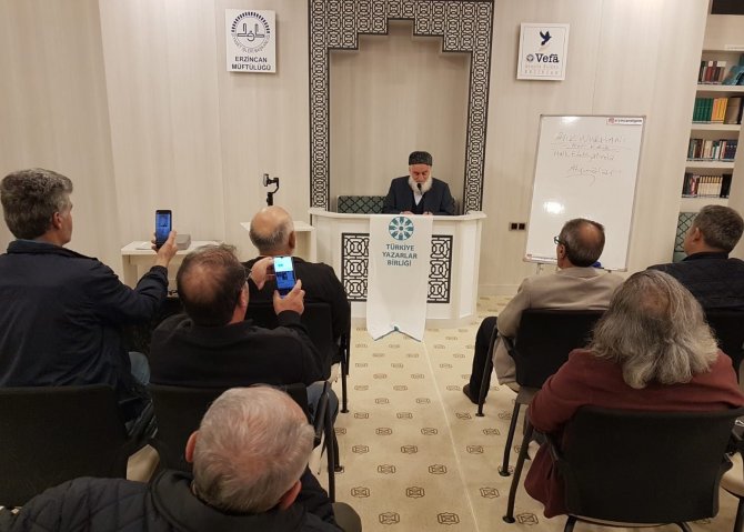 Âşık Nurhani: “Milli Kültürden Uzaklaşıp, Batıya Yamanıyoruz”