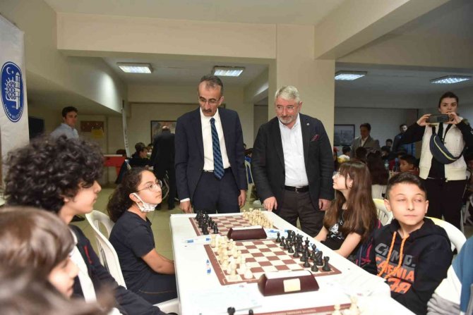 Çorum’da 11. Akıl Oyunları Turnuvası Başladı