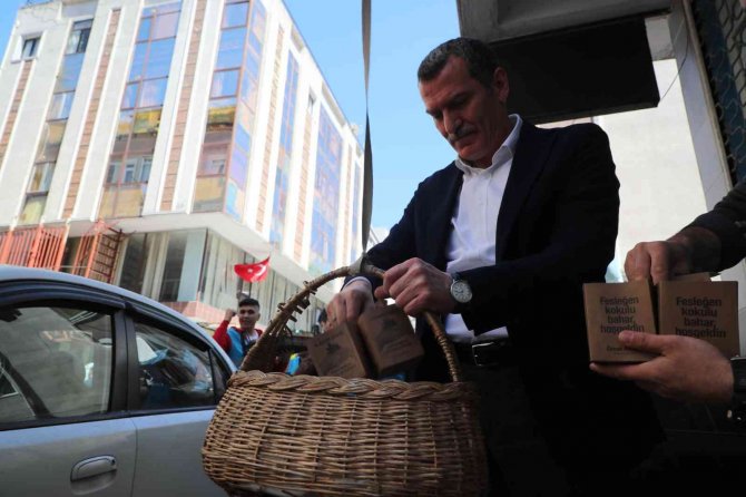Zeytinburnu’nda “Hoşgeldin Fesleğen Kokulu Bahar” Etkinliği