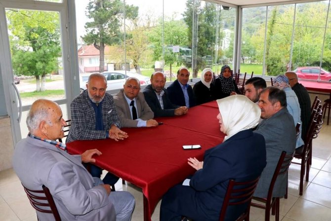 Milletvekili Akyol, Çiftlikköy’de Köylülerin Taleplerini Dinledi