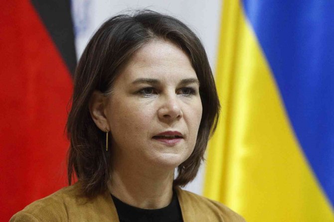 Almanya, Kiev Büyükelçiliğini Yeniden Açacak