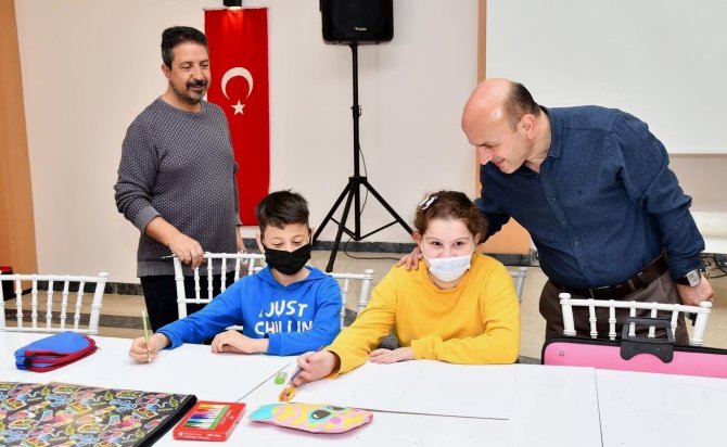 Altınova’da Resim Kursu Açıldı