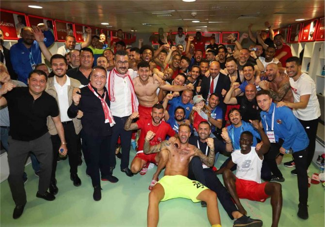 Antalyaspor, Yenilmezlik Serisini 14 Maça Yükseltti