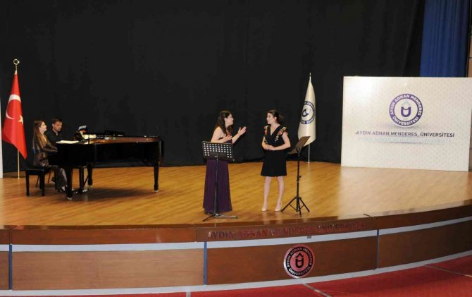 Şan Ve Flüt Konseri Gerçekleşti
