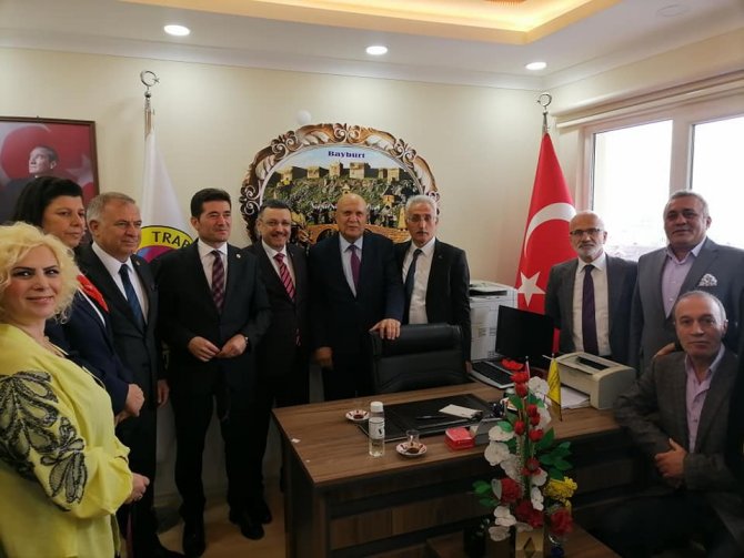 Başkan Pekmezci Trabzon Bayburtlular Dayanışma Gecesine Katıldı