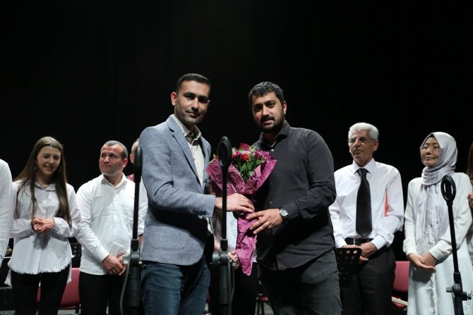Halk Müziği Öğrencilerinden Yılsonu Konseri