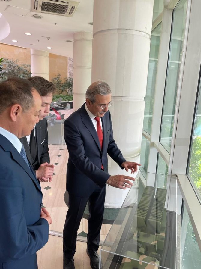 Ssb Başkanı Demir, Kazakistan Sanayi Ve Altyapı Geliştirme Bakanı Kaiyrbek Uskenbayev’i Ağırladı