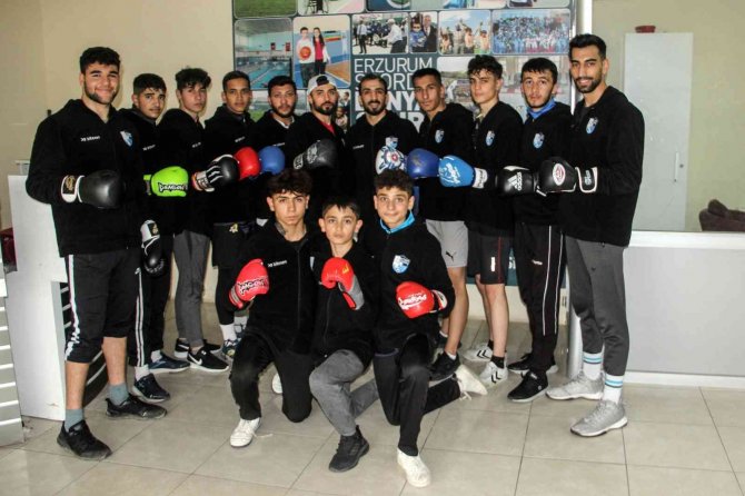 Erzurum’un ‘Demir Eldivenleri’ Dünya Şampiyonasına Hazırlanıyor