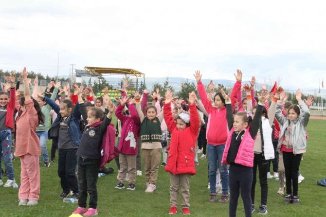 Atletizm Günü Coşkuyla Kutlandı