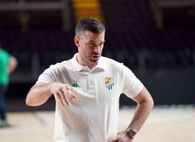 Bursaspor Basketbol Finale Kilitlendi
