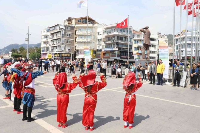 “Gelecek İçin Yelken Açıyoruz” Ekibinden Alkışlanacak Hareket