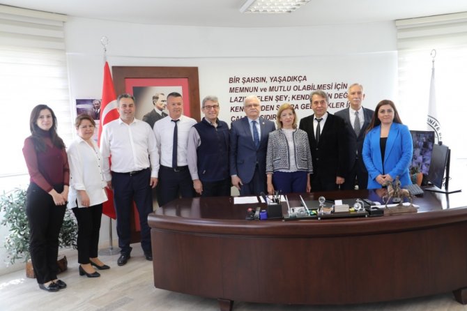 Burhaniye’de Sağlık Merkezi İçin İmza Töreni