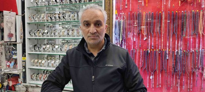 Yüzük Çalan Hırsıza Çağrı: “Sana Farklı Bir Yüzük Vereyim”