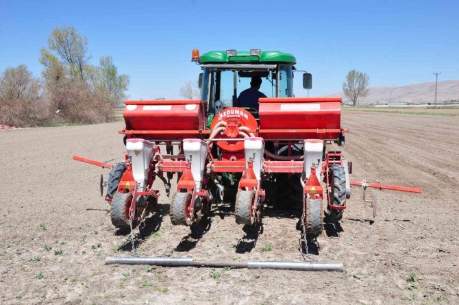 Elbistan’da Tarla İşlerine Ödenecek Ücretler Belirlendi