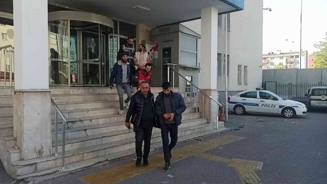 Aranan 17 Kişi Yakalandı