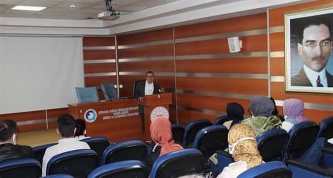 Kütahya Evliya Çelebi Hastanesinde Yoğun Bakım Hemşireliği Sertifikalı Eğitim Programı