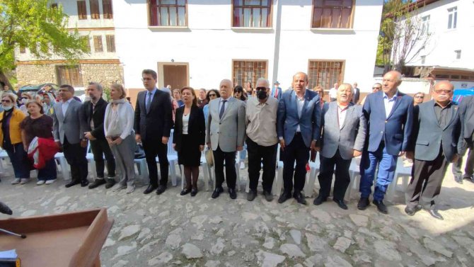 Dünyaca Ünlü Opera Sanatçısı Leyla Gencer Ölüm Yıldönümünde Anıldı