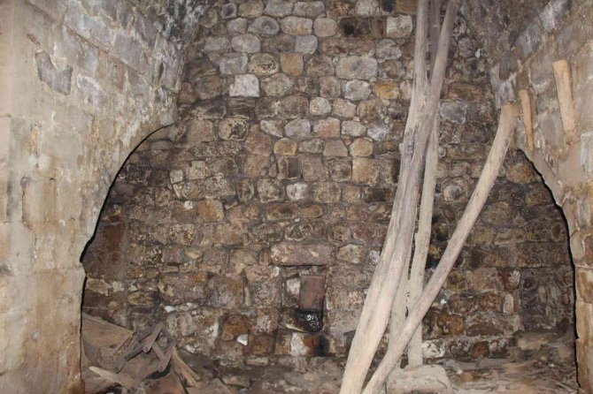 Alıcı Bulamayan Kilisenin Fiyatı 10 Milyon Tl’ye Çıktı